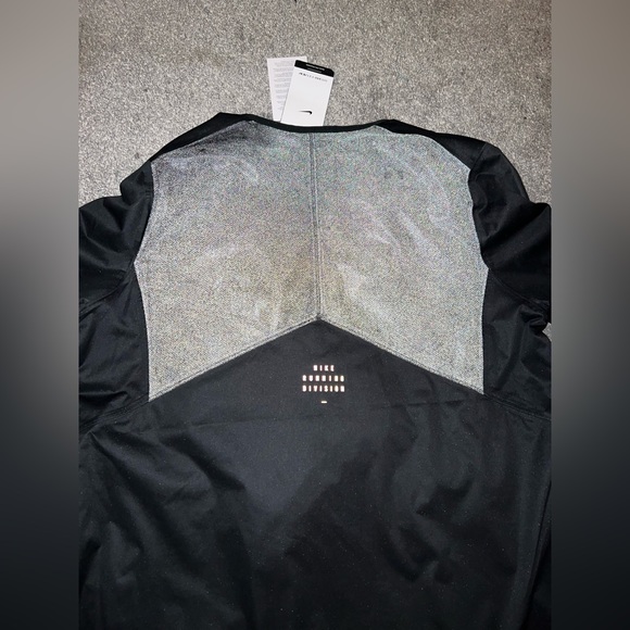 Nike Jacket Reflective sz L - Picture 8 of 15